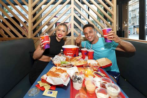 jollibee edinburgh halal|Jollibee opens in Edinburgh .